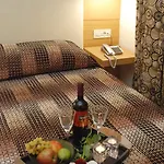 酒店 帕拉迪翁精品酒店 3*