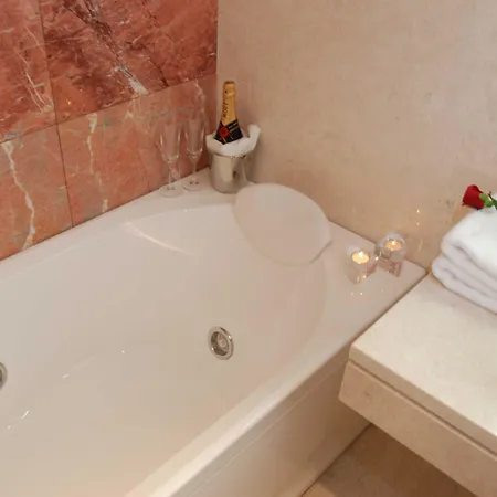 Palladion Boutique آرغوس